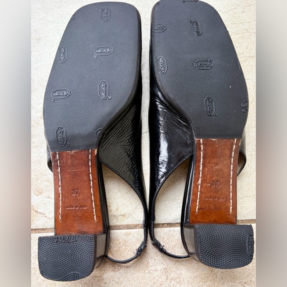 Louis Vuitton Black Slingback Heels. Sz 37. Brand new sole protectors added! - Picture 5 of 6